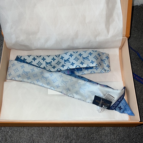 NWT Louis Vuitton BB Bandeau - Picture 6 of 12